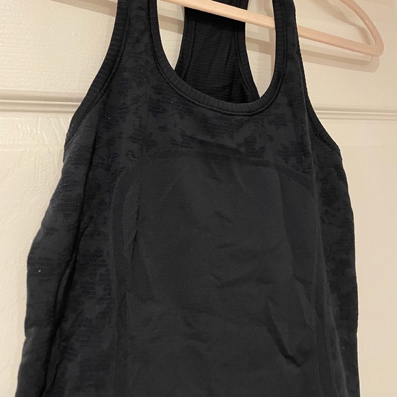 LULULEMON - Navy Racerback Tank Top - Size 4 - Picture 4 of 4